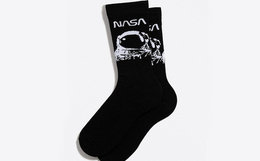 新品！NASA宇航员logo提花棉质舒适松紧中筒男女袜子
